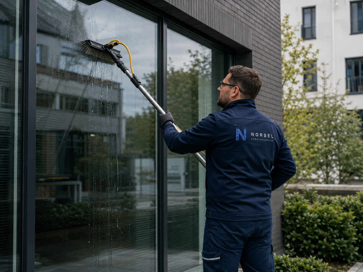 Glas- und Fensterreinigung durch Norbel